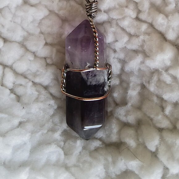 Wire wrapped natural amethyst pointed pendant - Picture 1 of 6